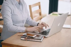 Czy przelew na konto dziecka to darowizna?