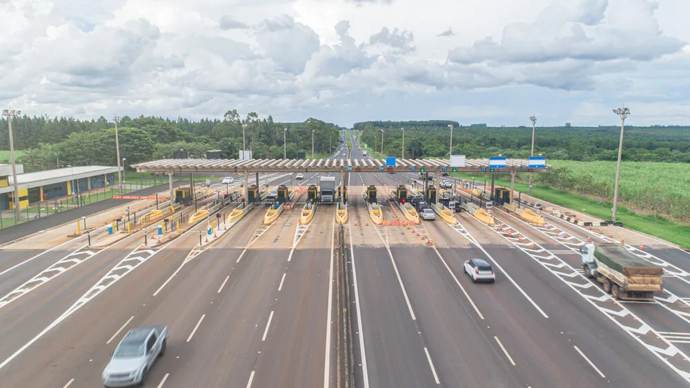 Bramki na autostradzie – punkt wnoszenia opłat drogowych