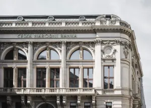 Jak działa Vinted: Przewodnik po platformie dla sprzedaży ubrań