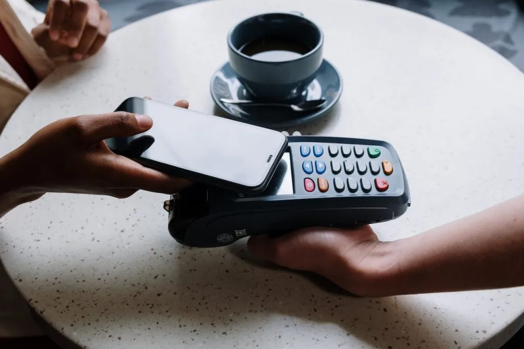 Płatności Google Pay: Gdzie można płacić telefonem w Polsce?
